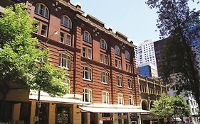 Base Backpackers Sydney